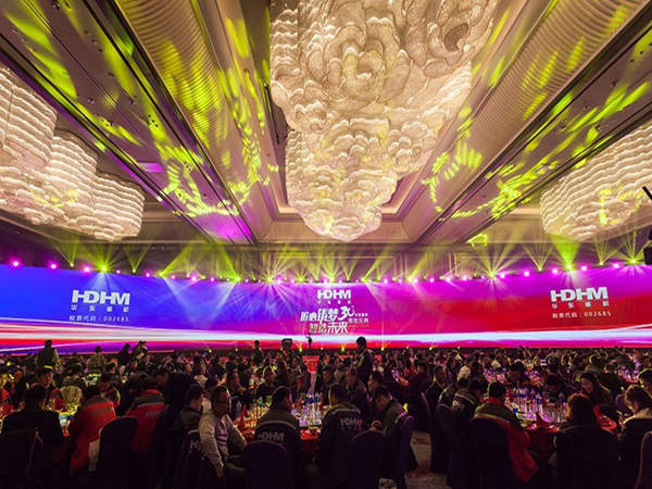 深圳酒店年会策划方案，帮您成功打造独特体验